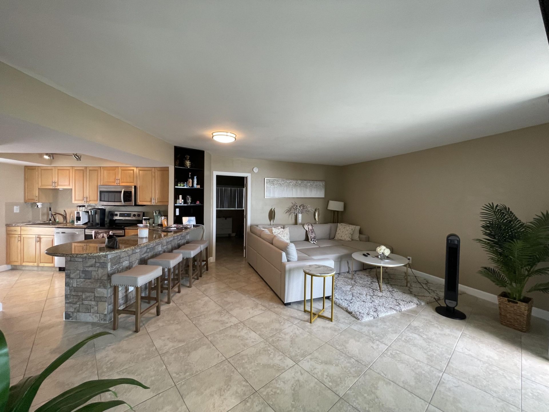 333 NE 21st Avenue, Unit 1118, Deerfield Beach, FL 33441 Photo