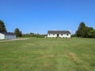 198 County Route 6, Phoenix, NY 13135