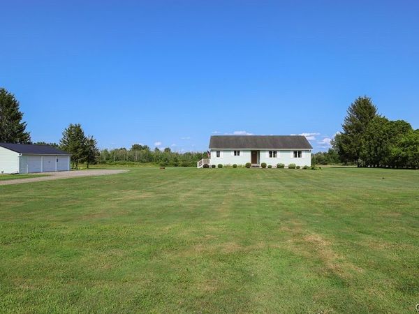 198 County Route 6, Phoenix, NY 13135