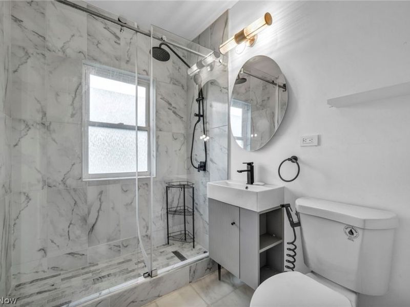 3808 E 149th Street, Cleveland, OH 44128 Photo 13