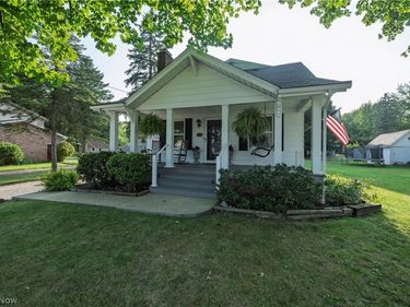 1283 Lipton Avenue SW, North Canton, OH 44720