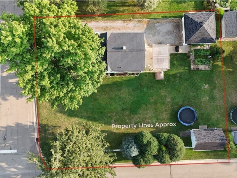 1283 Lipton Avenue SW, North Canton, OH 44720 Photo 2