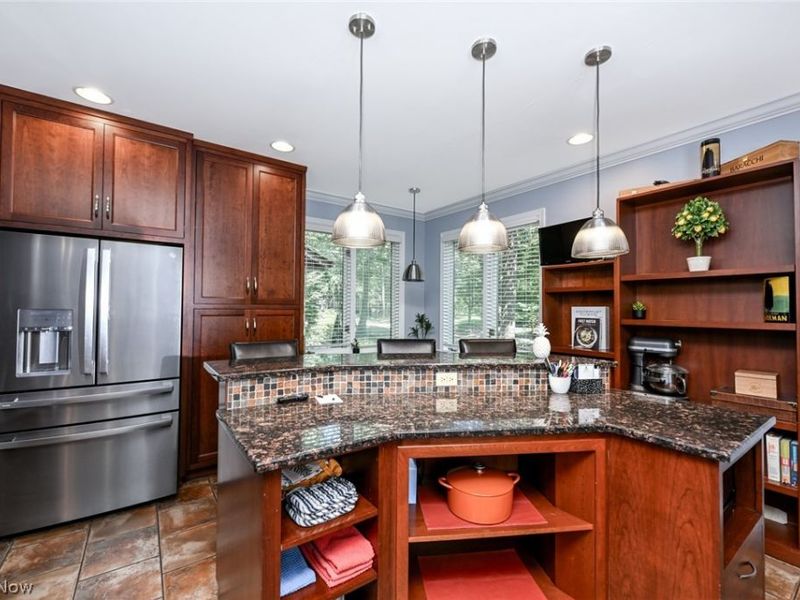 11197 Arrowhead Drive, Grafton, OH 44044 Photo 8