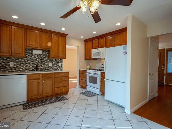 9712 WALLEY AVENUE , PHILADELPHIA, PA 19115