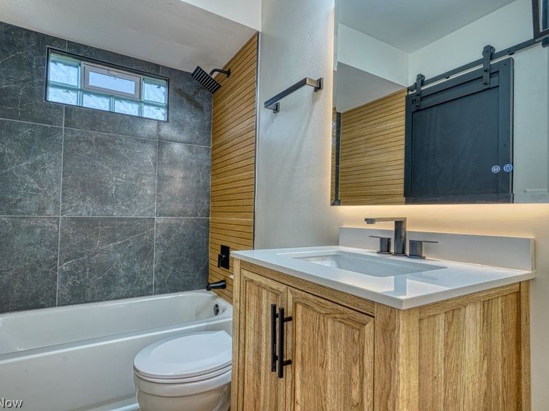 15713 Holland Road, Brook Park, OH 44142 Photo 19