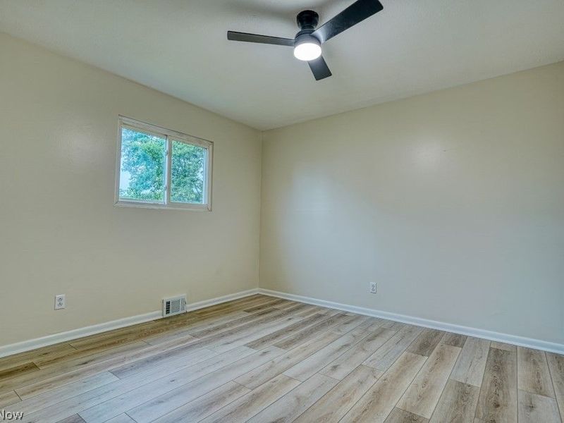 15713 Holland Road, Brook Park, OH 44142 Photo 25