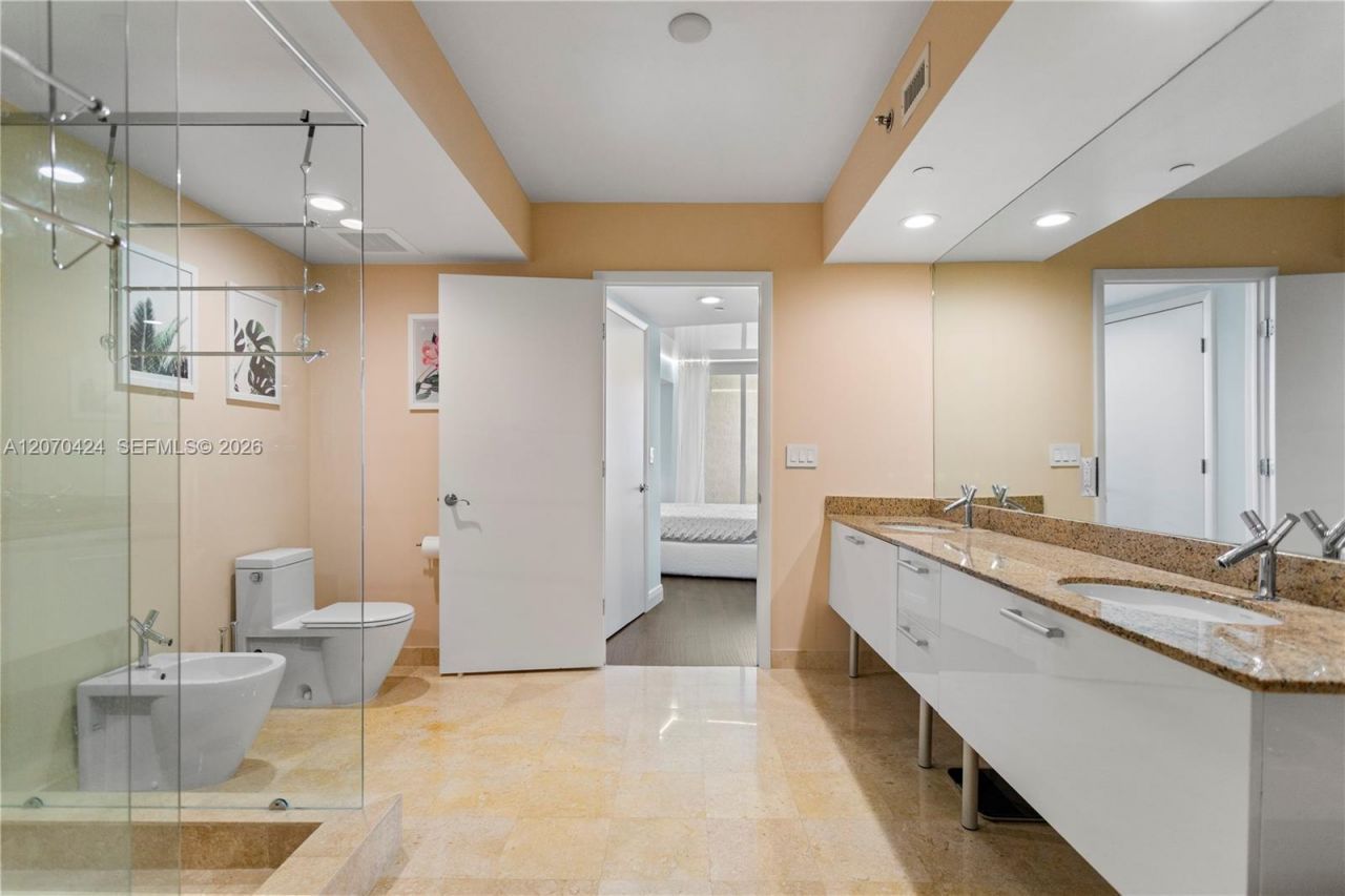 17201 Collins Ave , Unit 3502, Sunny Isles Beach, FL 33160 Photo