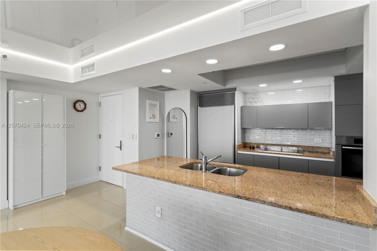 17201 Collins Ave , Unit 3502, Sunny Isles Beach, FL 33160 Photo