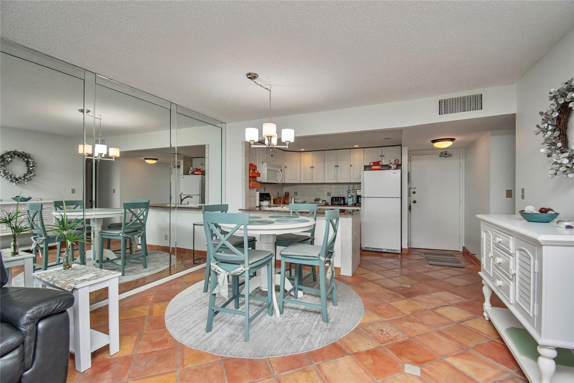 3540 Ocean Boulevard, Unit 303, Palm Beach, FL 33480 Photo
