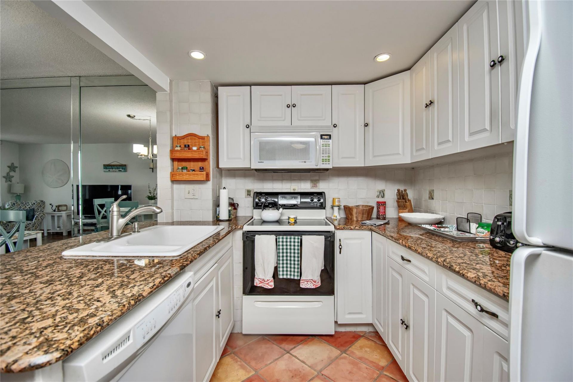 3540 Ocean Boulevard, Unit 303, Palm Beach, FL 33480 Photo