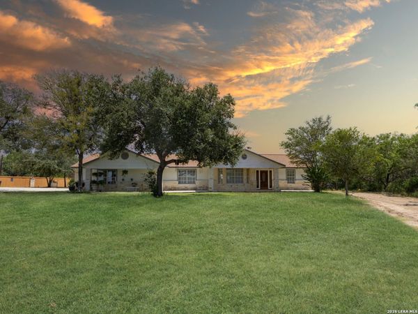 9180 Hildebrandt, San Antonio, TX 78222
