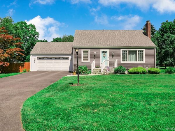 49 Regent Street , Patchogue, NY 11772