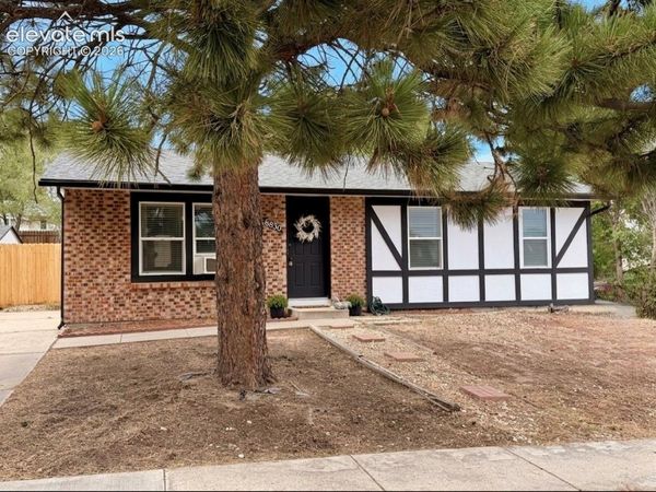 6830 Chippewa Road, Colorado Springs, CO 80915