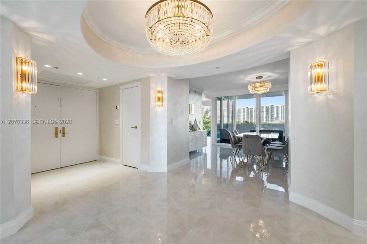 19111 Collins Ave , Unit 403, Sunny Isles Beach, FL 33160 Photo