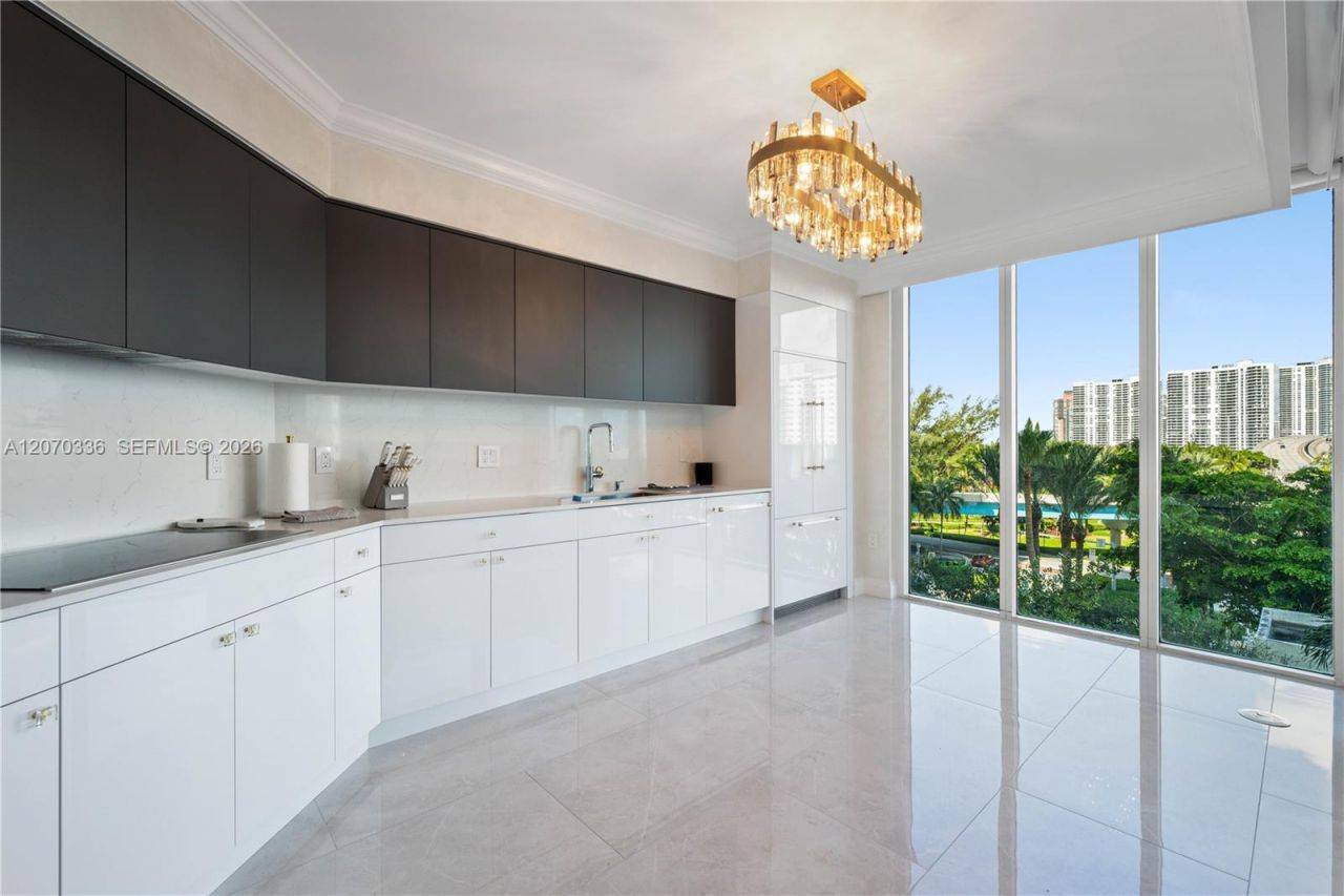 19111 Collins Ave , Unit 403, Sunny Isles Beach, FL 33160 Photo
