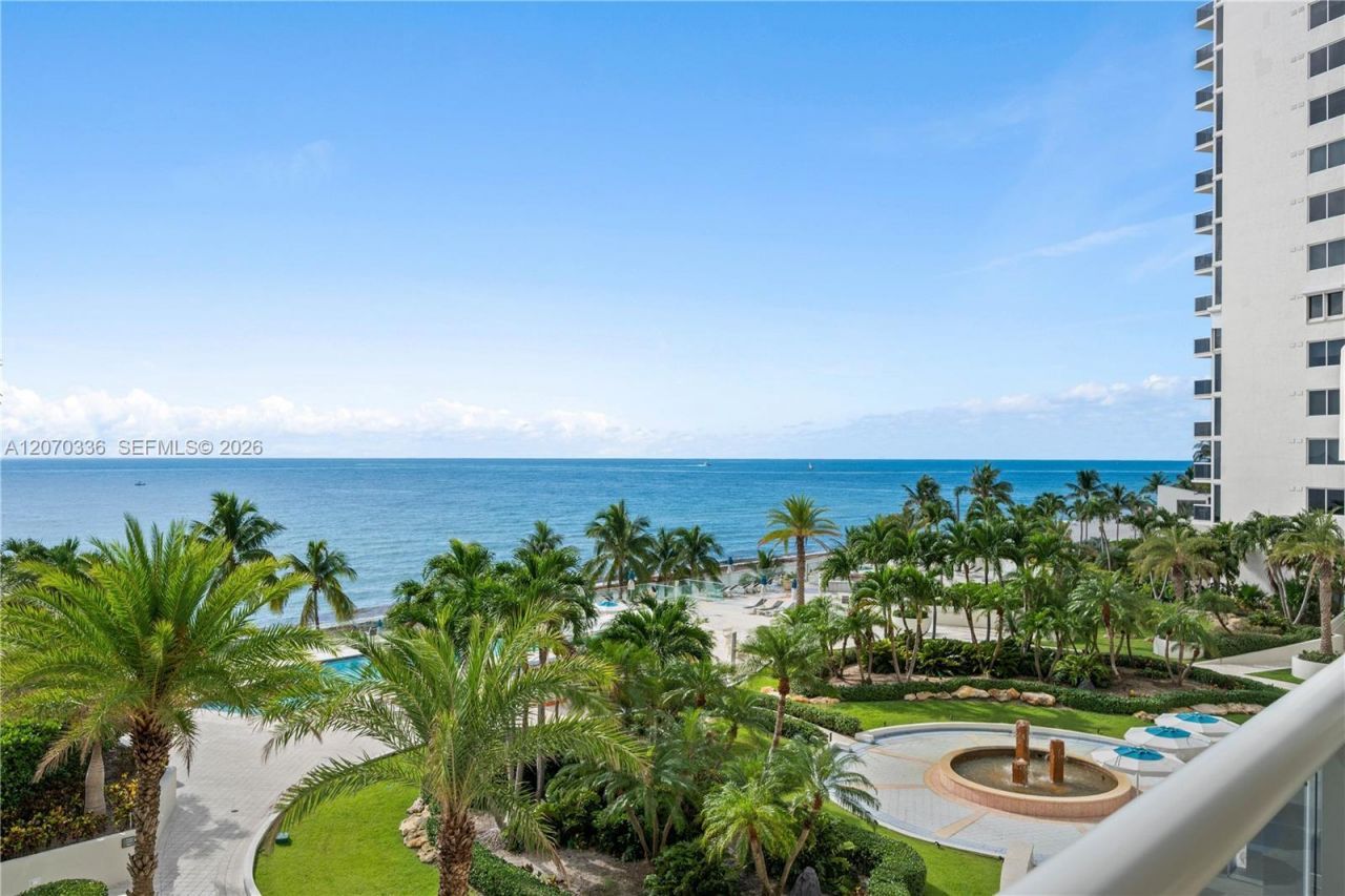 19111 Collins Ave , Unit 403, Sunny Isles Beach, FL 33160 Photo