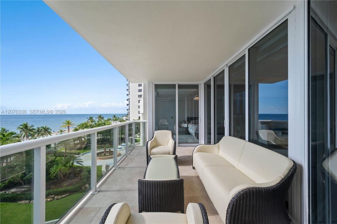 19111 Collins Ave , Unit 403, Sunny Isles Beach, FL 33160 Photo