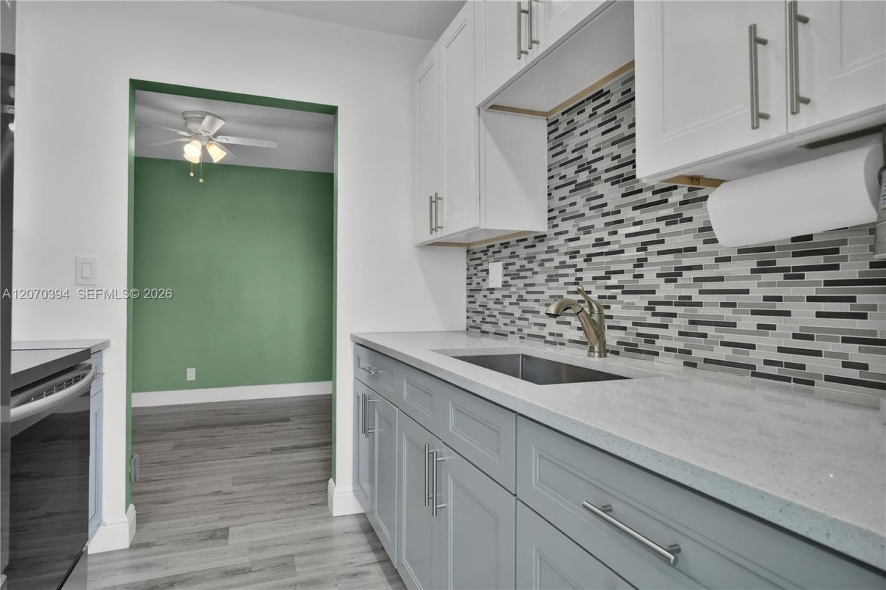 931 SE 9th Ave, Unit 17, Pompano Beach, FL 33060 Photo