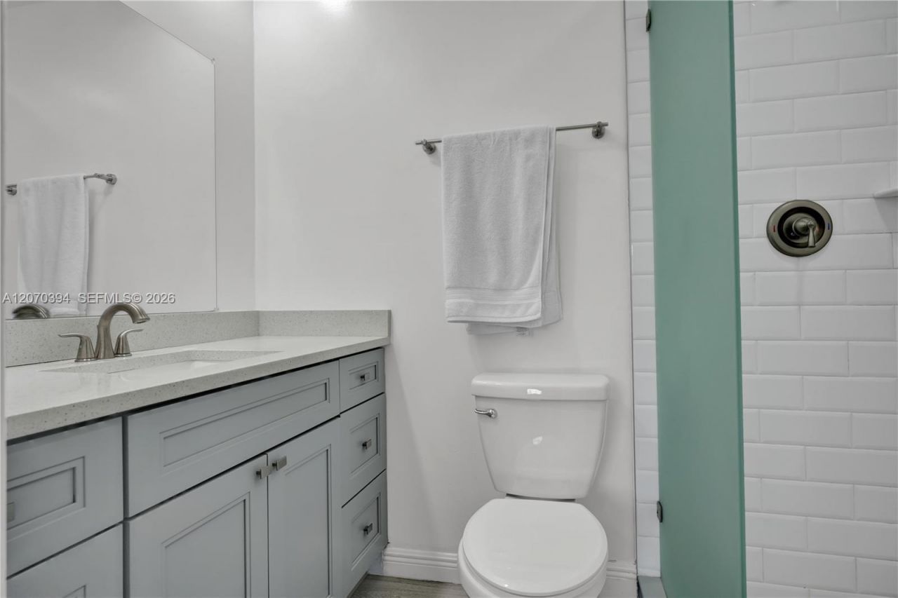 931 SE 9th Ave, Unit 17, Pompano Beach, FL 33060 Photo