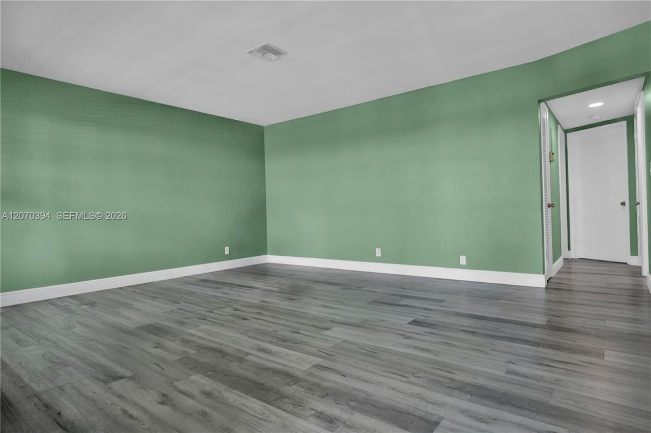 931 SE 9th Ave, Unit 17, Pompano Beach, FL 33060 Photo