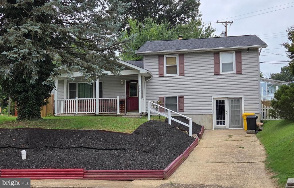 208 DEVON COURT, LINTHICUM HEIGHTS, MD 21090