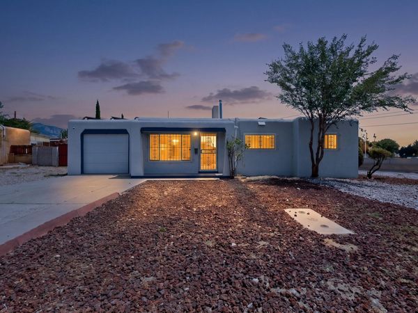 2304 Elizabeth Street NE, Albuquerque, NM 87112