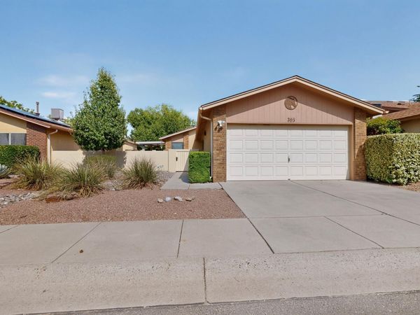 316 Palmer Park Drive NE, Albuquerque, NM 87123