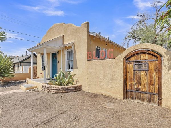 613 Iron Avenue SE, Albuquerque, NM 87102