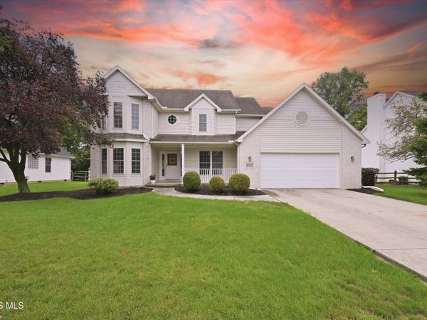 8127 Silverstone Drive , Waterville, OH 43566