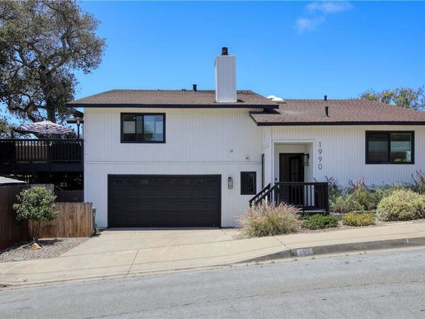 1990 Moss Beach Court, Grover Beach, CA 93433