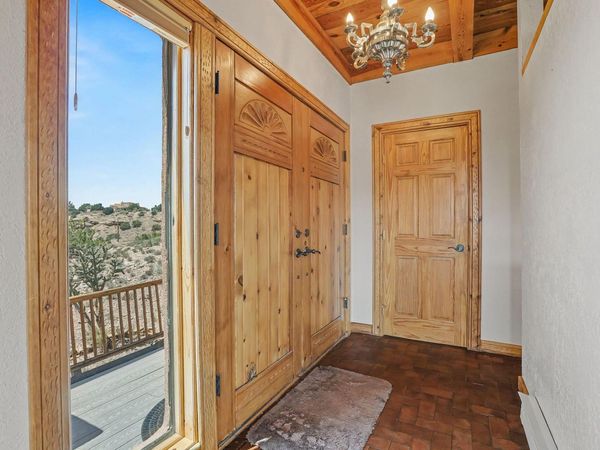 2 Cueva Canyon Road, Placitas, NM 87043