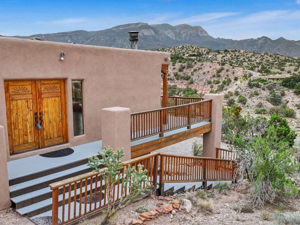 2 Cueva Canyon Road, Placitas, NM 87043
