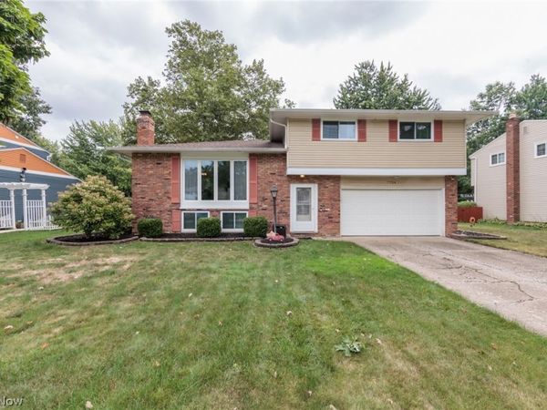 7724 Ohio Street , Mentor, OH 44060