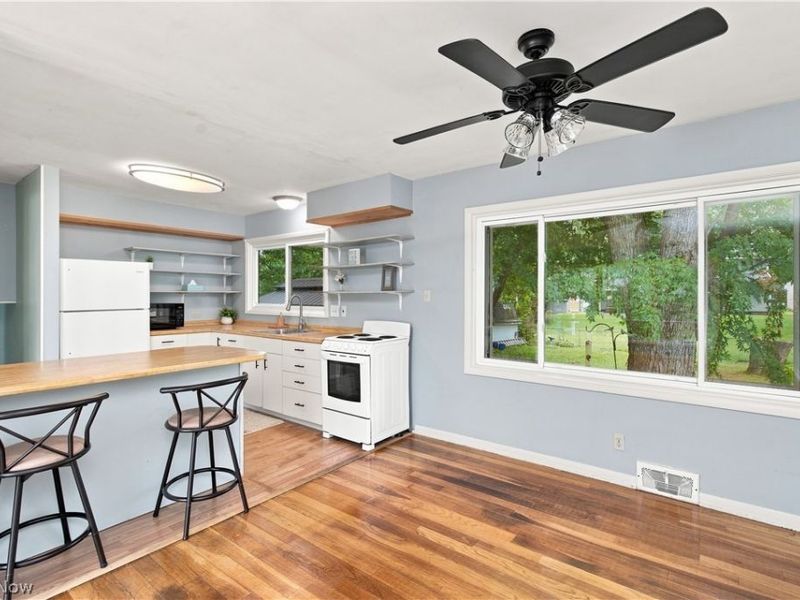 3335 Bailey Road, Cuyahoga Falls, OH 44221 Photo 12