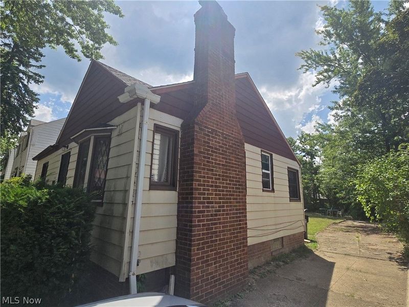 15908 Invermere Avenue, Cleveland, OH 44128 Photo 13