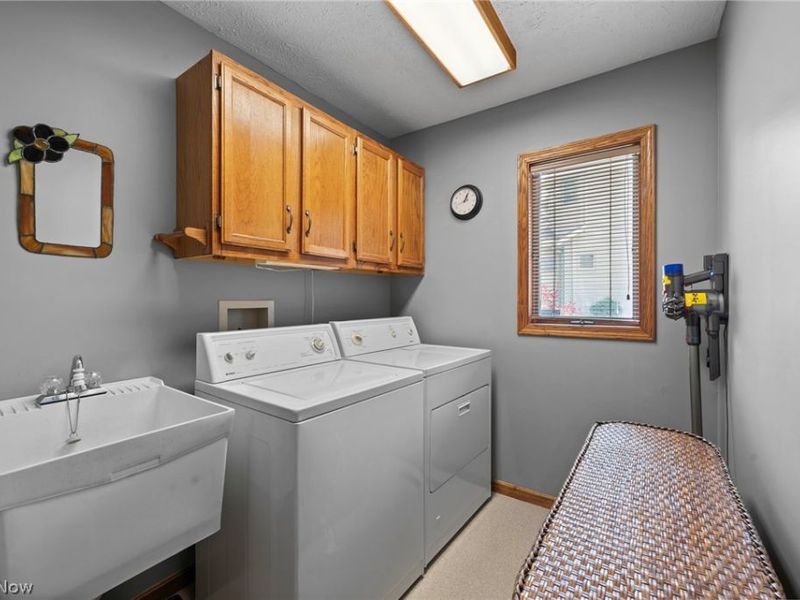 10683 Tudor Circle, North Royalton, OH 44133 Photo 21
