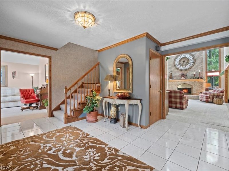 10683 Tudor Circle, North Royalton, OH 44133 Photo 7