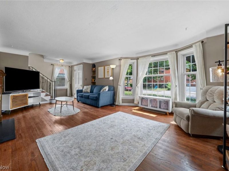 15312 Edolyn Avenue, Cleveland, OH 44111 Photo 3