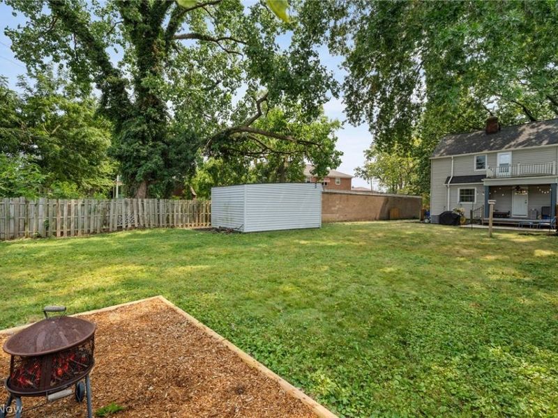 15312 Edolyn Avenue, Cleveland, OH 44111 Photo 33