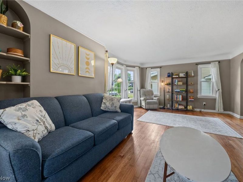 15312 Edolyn Avenue, Cleveland, OH 44111 Photo 4