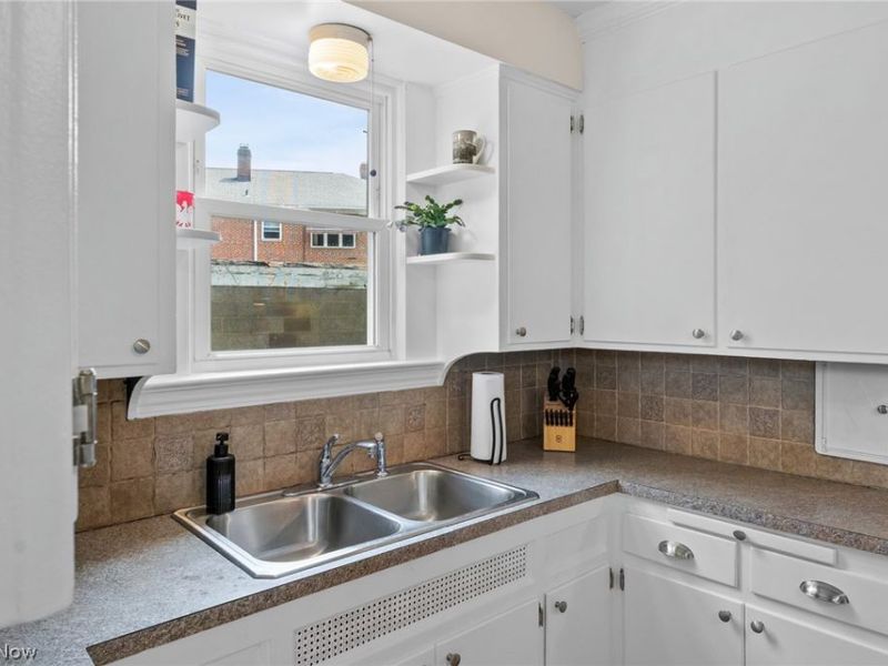 15312 Edolyn Avenue, Cleveland, OH 44111 Photo 7
