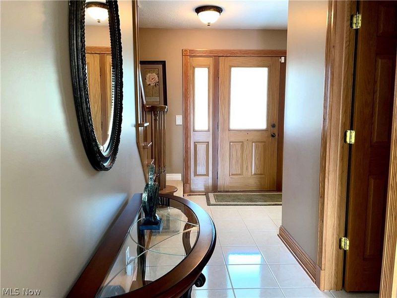 1445 Fatima Drive, Parma, OH 44134 Photo 2