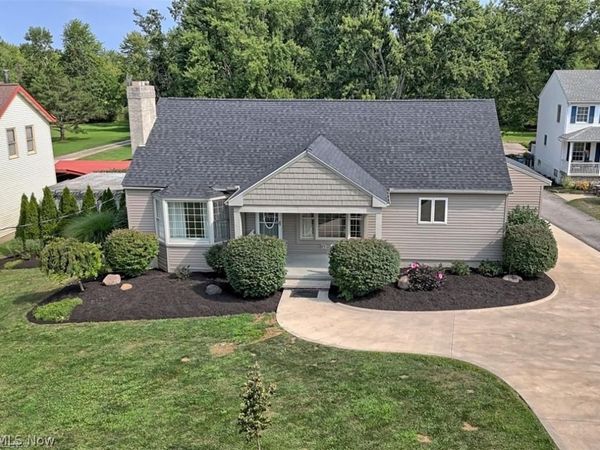 32618 Detroit Road, Avon, OH 44011
