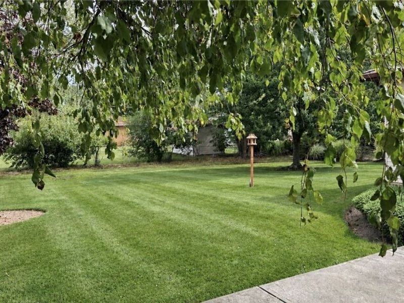 4719 Vincent Drive, Seven Hills, OH 44131 Photo 7