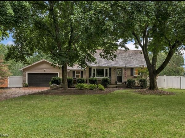 11199 Youngstown Pittsburgh Road, New Middletown, OH 44442