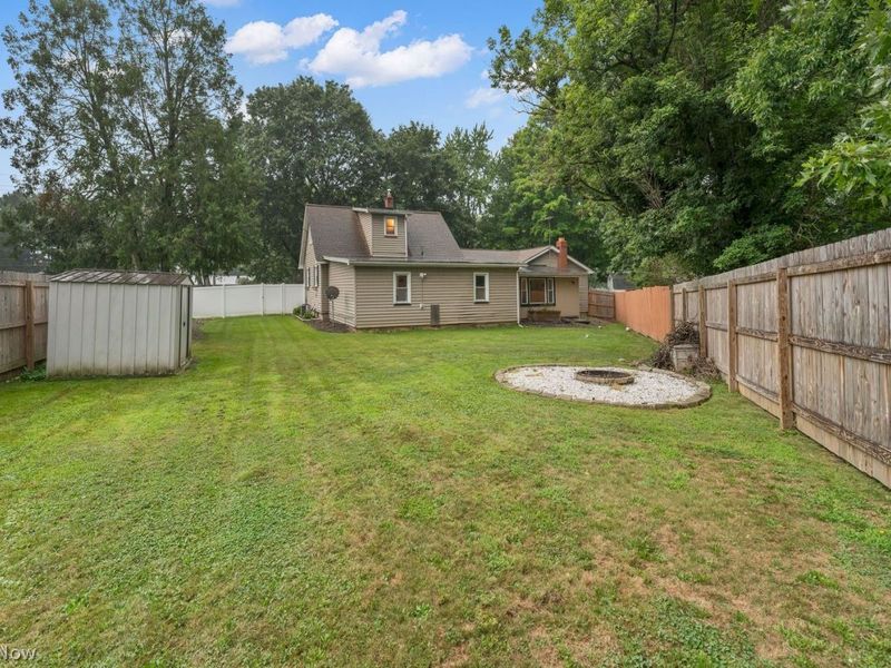 11199 Youngstown Pittsburgh Road, New Middletown, OH 44442 Photo 2