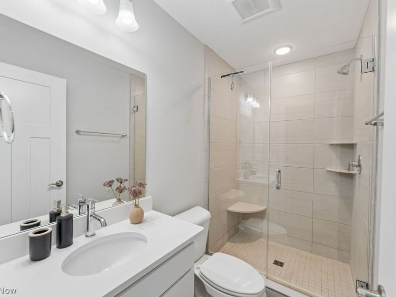 12101 Wade Park Avenue, Cleveland, OH 44106 Photo 18
