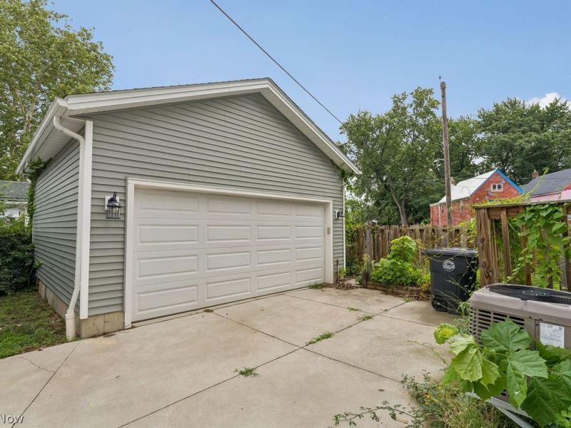 12101 Wade Park Avenue, Cleveland, OH 44106 Photo 3