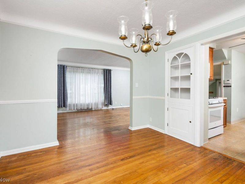 8905 Beech Avenue, Cleveland, OH 44144 Photo 15