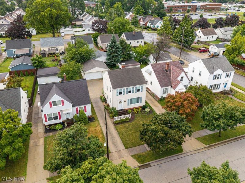 8905 Beech Avenue, Cleveland, OH 44144 Photo 8